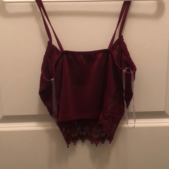 Maroon crop top - Picture 2 of 2